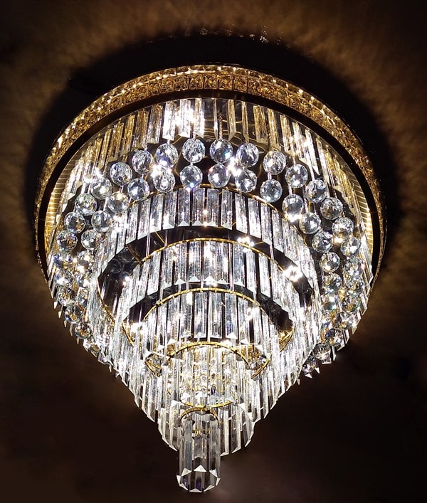 hanging light with bluetooth speaker