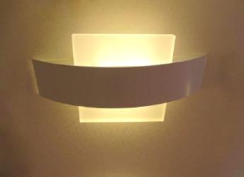 Modern LED Wall Light with Square Glass 