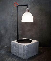 Modern Metal Table Lamp With Down Side Glass Lamp